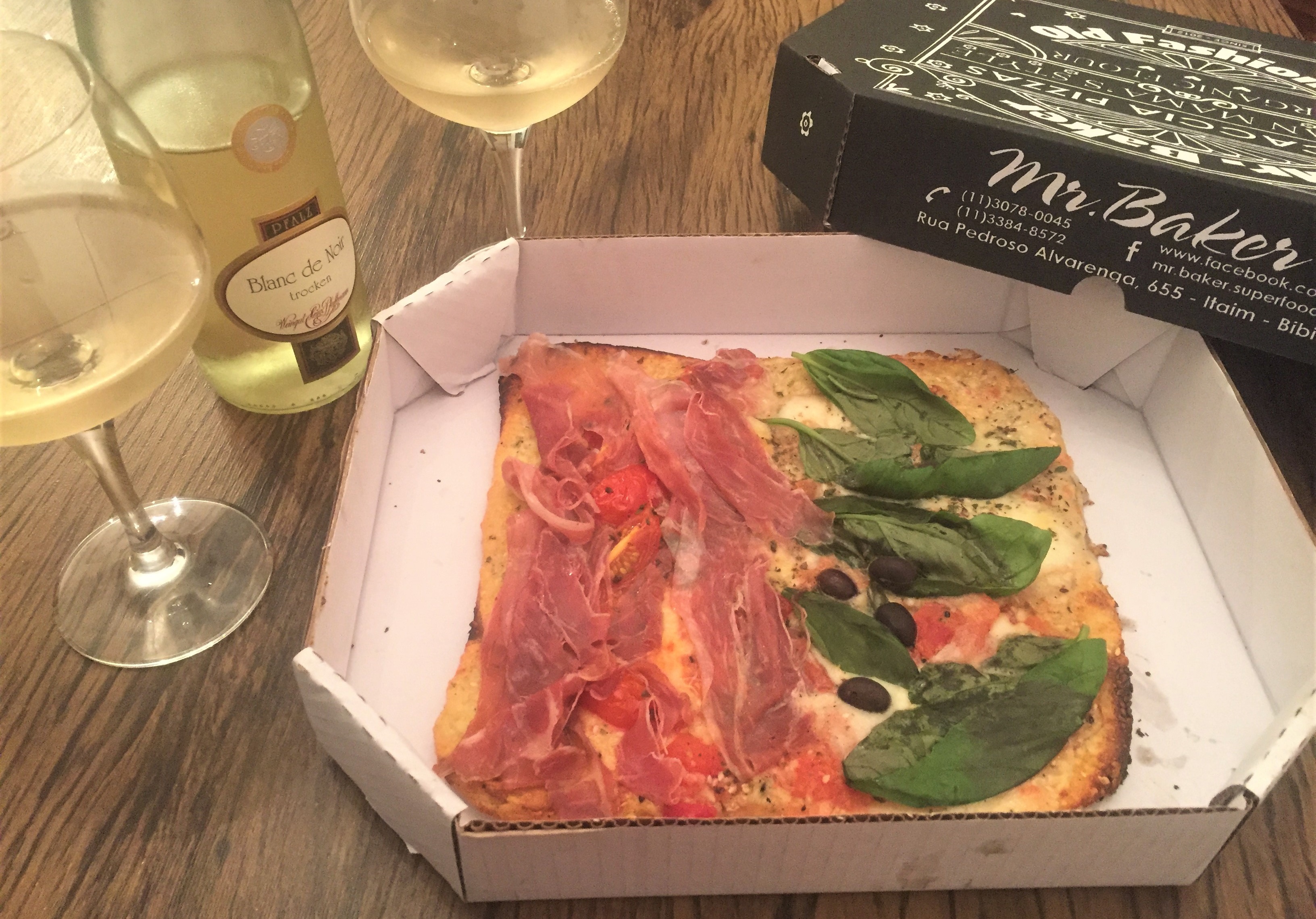Harmonização vinho branco e focaccia
