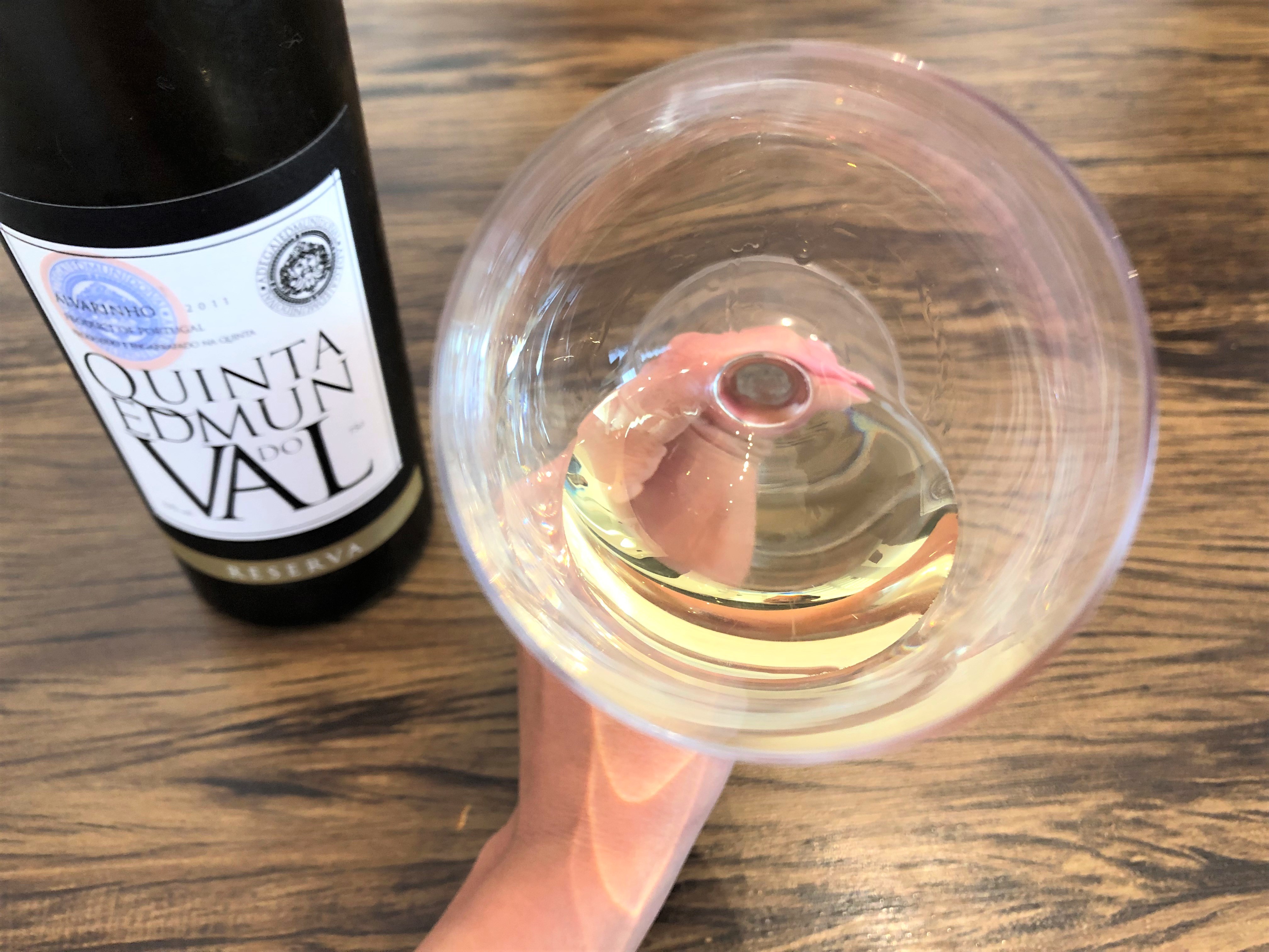 Edmun do Val Alvarinho vinho verde rico nos aromas e no sabor