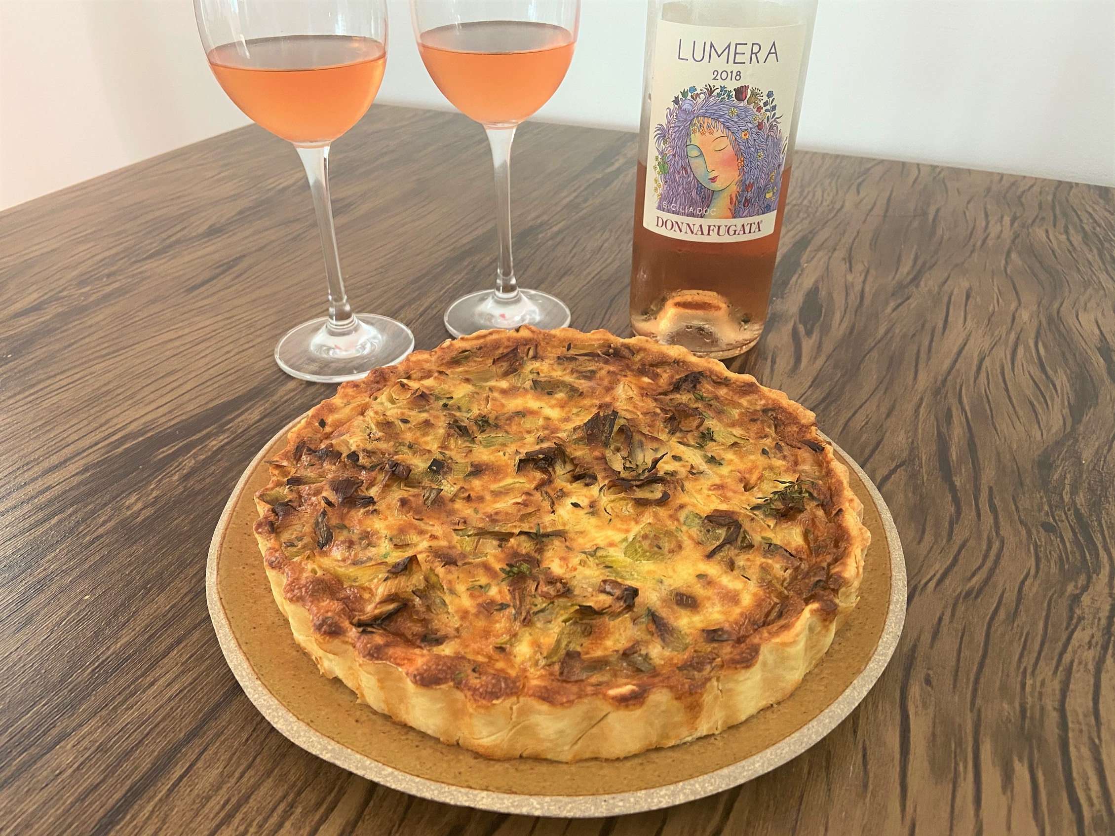 Harmonização vinho rosé e quiche